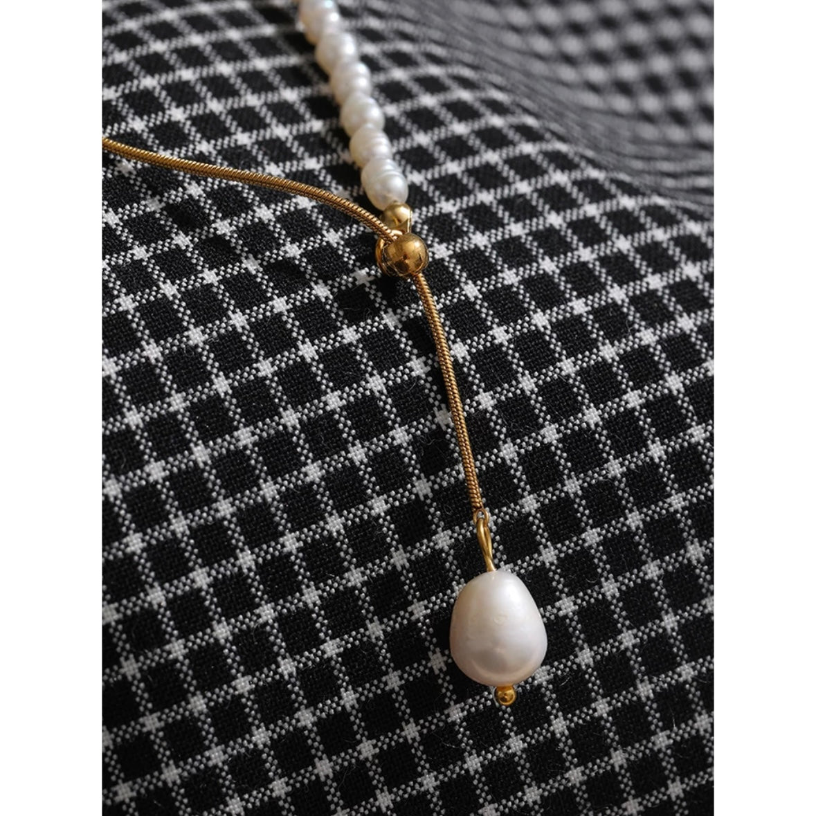 Dainty minimalist freshwater pearl drop necklace with half metallic chain and half pearl chain