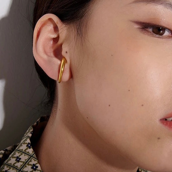 gold stud earrings for women, Sydney australia 