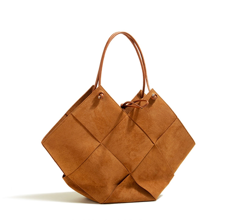 Visit our store for high quality women's handbags that are made from genuine Italian leather, Suede. Crossbody handbags, shoulder handbags, purses and handbags. Free shipping Australia