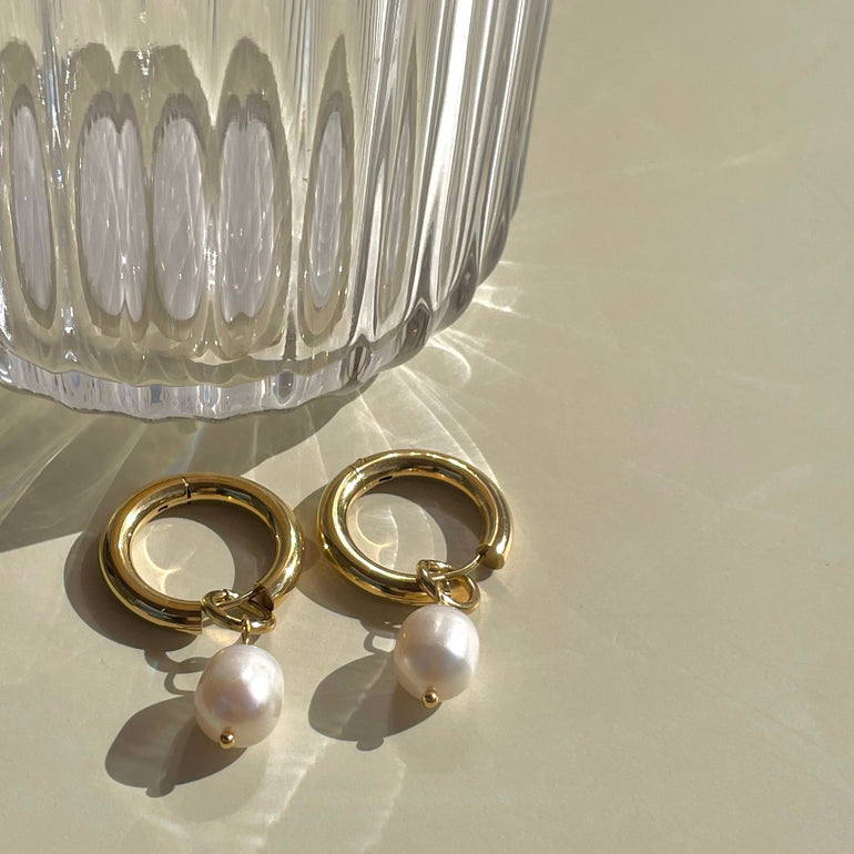 pandora pearl earrings