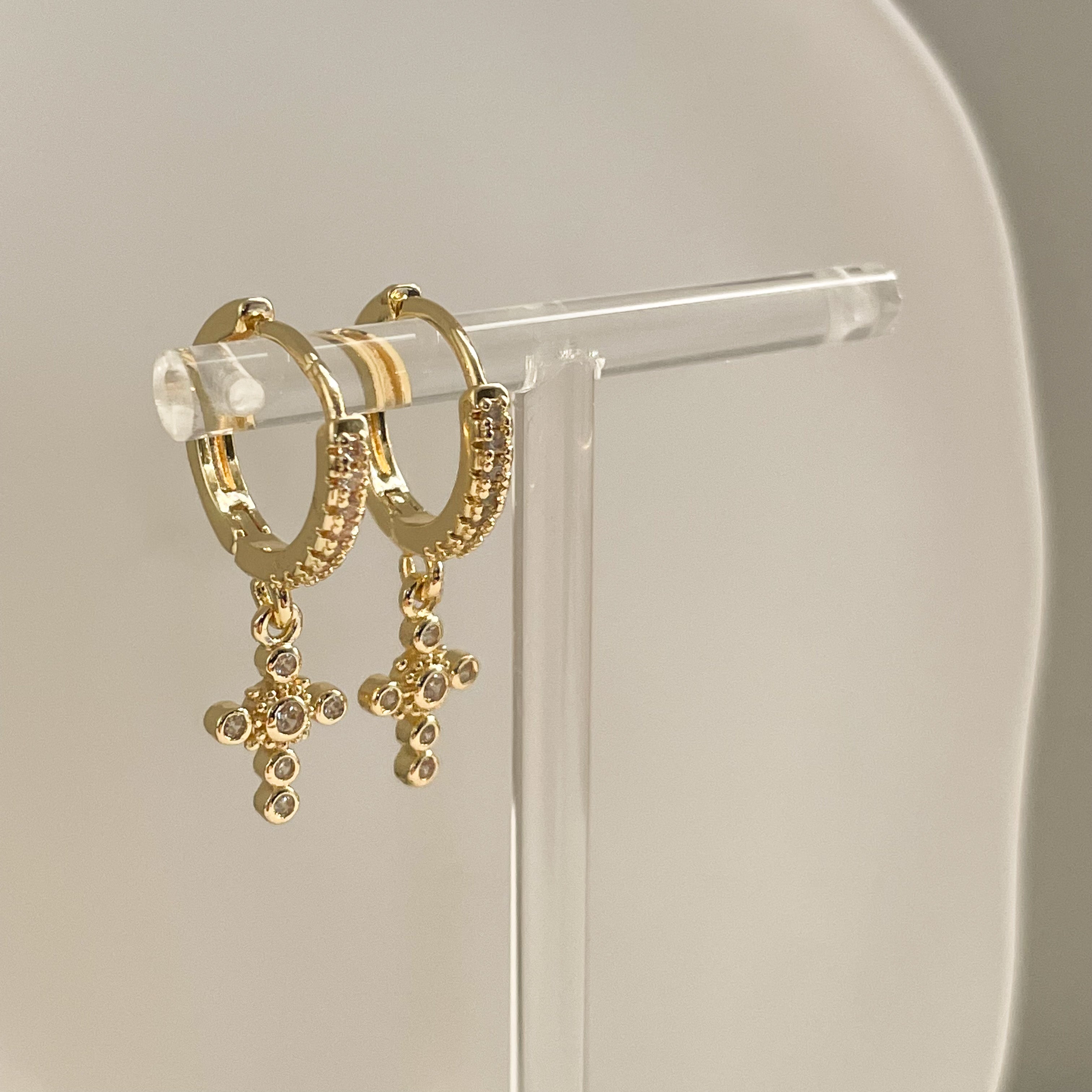 pandora sparkling hoop earrings