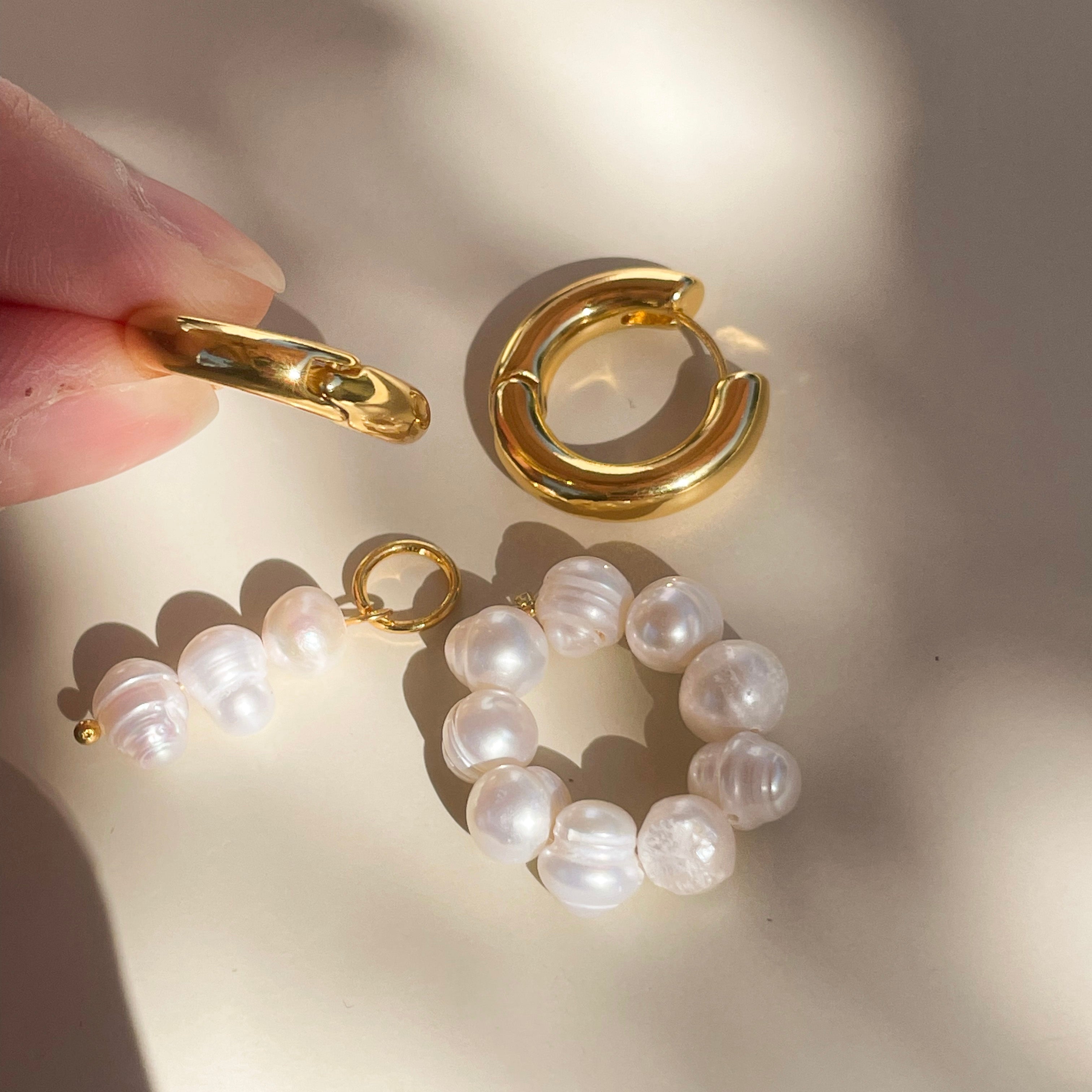freshwater pearl hoop earrings